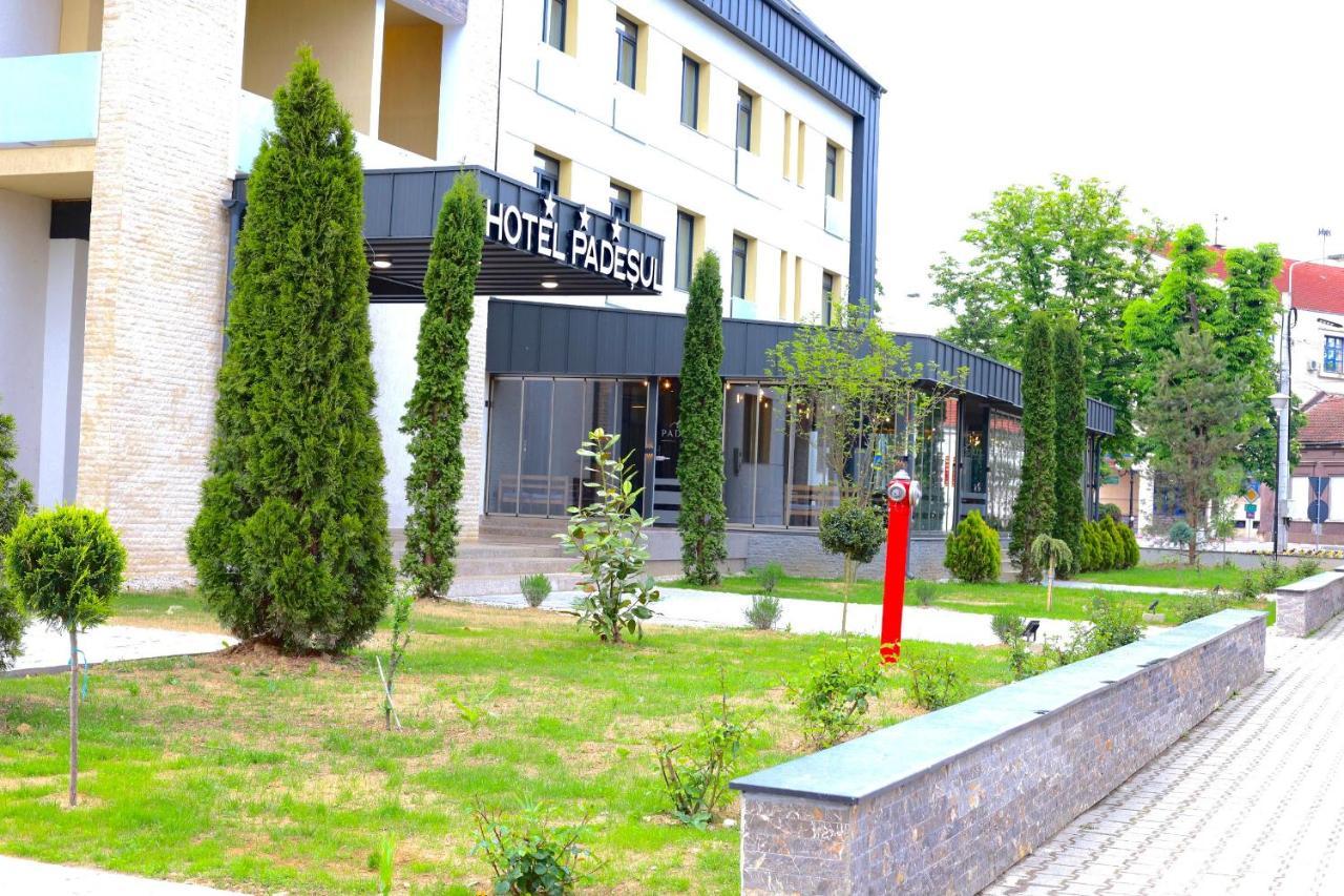 Hotel Padesul Făget Zewnętrze zdjęcie